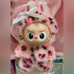 **SOLD** | Custom PopMart Labubu ‘U’ Pink Cheetah Print 🎀 | Pin for Love